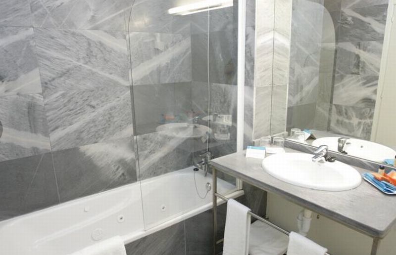 Aisia Deba Hotel Talasoterapia Extérieur photo